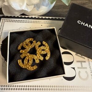 CHANEL Vintage Gold Triple Textured CC Statement Brooch